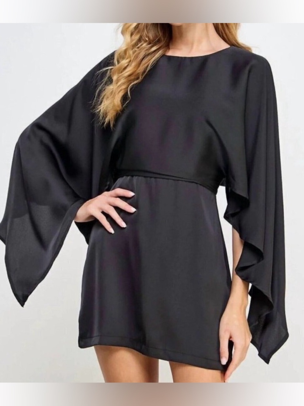 Strut & Bolt You Got Me Thinking Satin Long-Sleeve Open-Back Dress / Black / Med